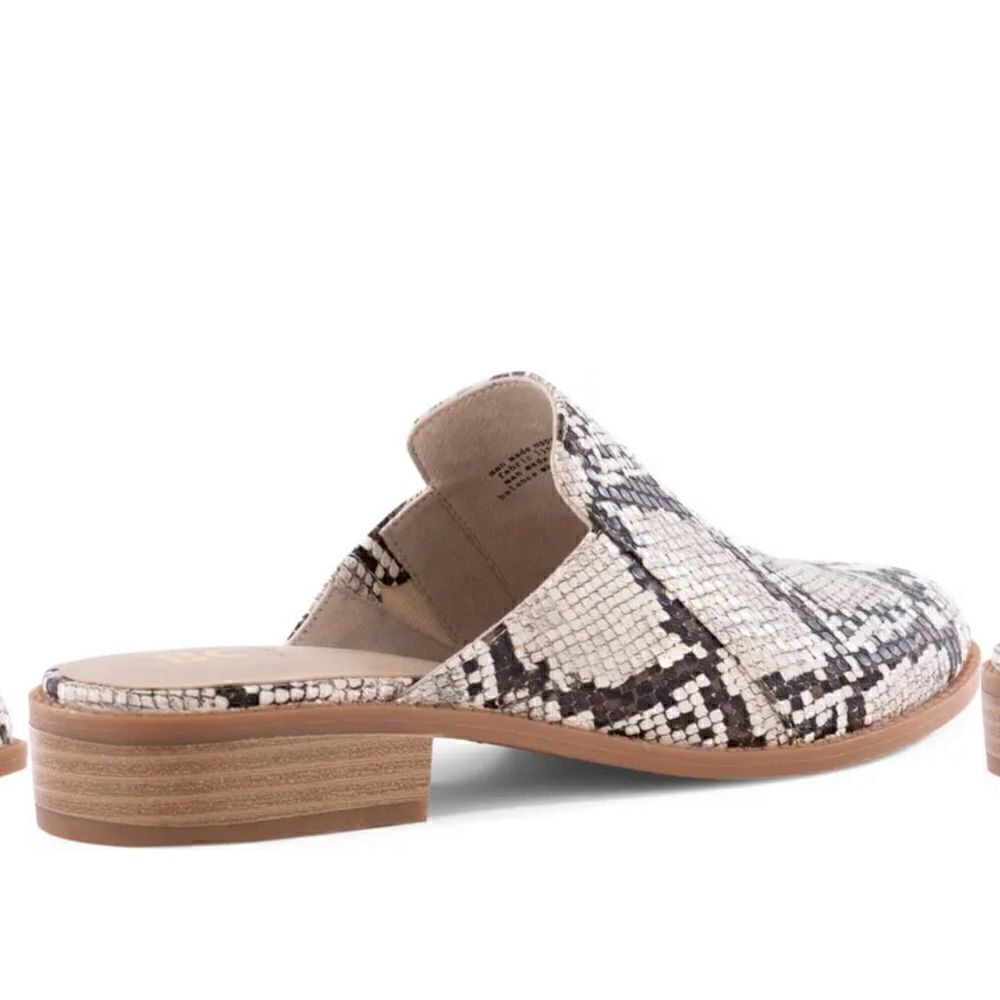 BC footwear | Look at Me Vegan Mule - Picture 2 of 5